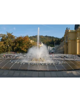 Фотография Поющий фонтан в Карловых Варах Фотография Поющий фонтан в Карловых Варах