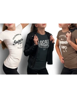 Crew Neck T-shirt Mock-up Female Version