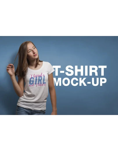 Crew Neck T-shirt Mock-up Female Version