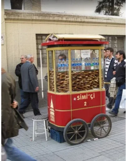 Фотография Тележка для продажи хлеба